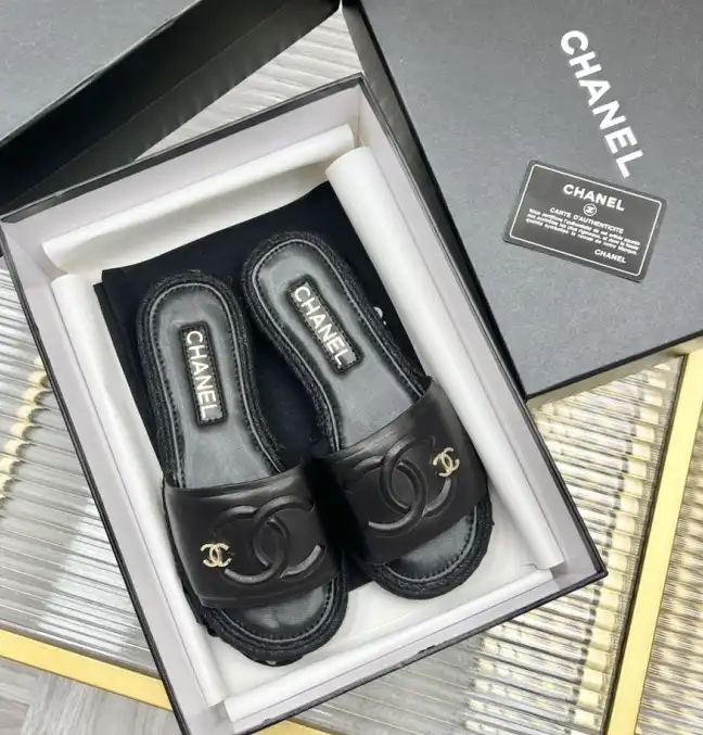 hype Chanel Slippers