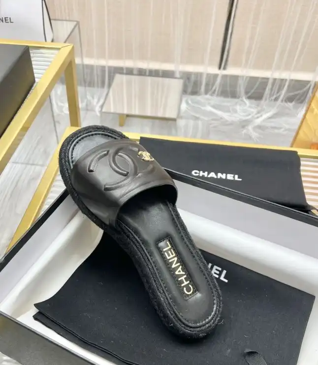 hype Chanel Slippers