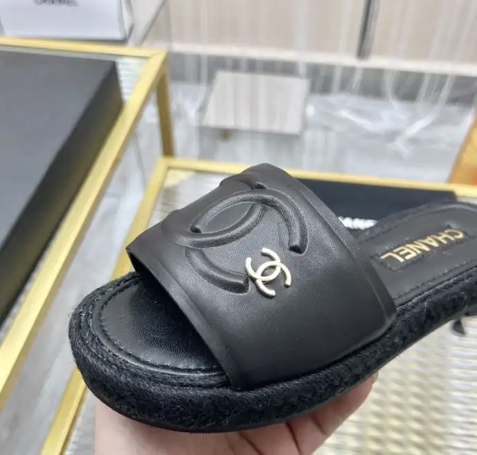 hype Chanel Slippers