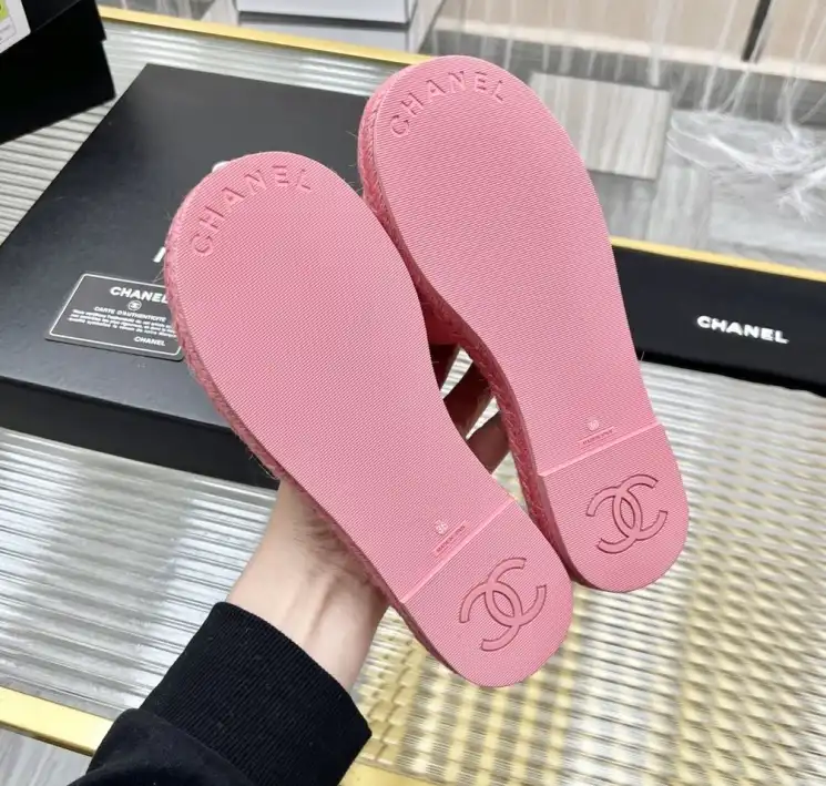 hype Chanel Slippers