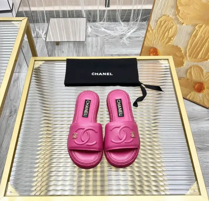 hype Chanel Slippers