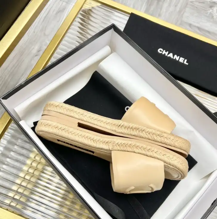 hype Chanel Slippers