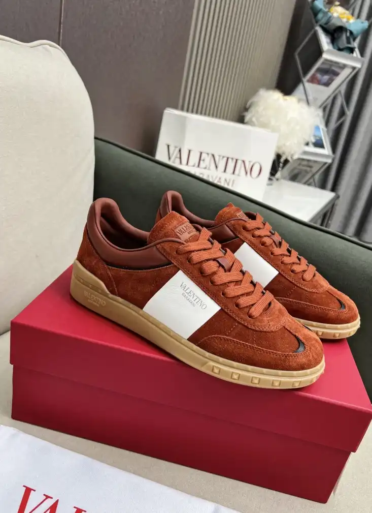 hype Valentino Casual Shoes