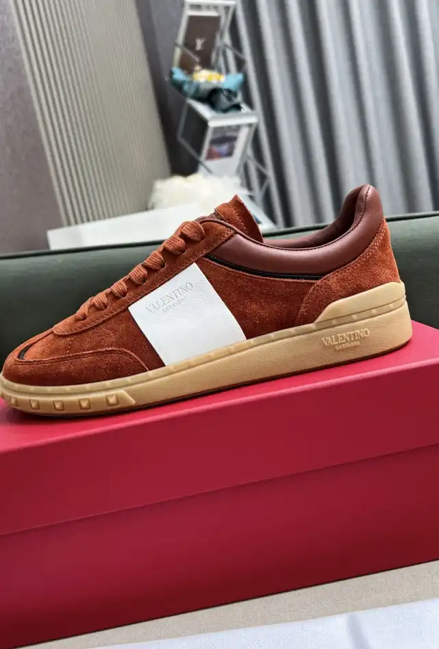 hype Valentino Casual Shoes