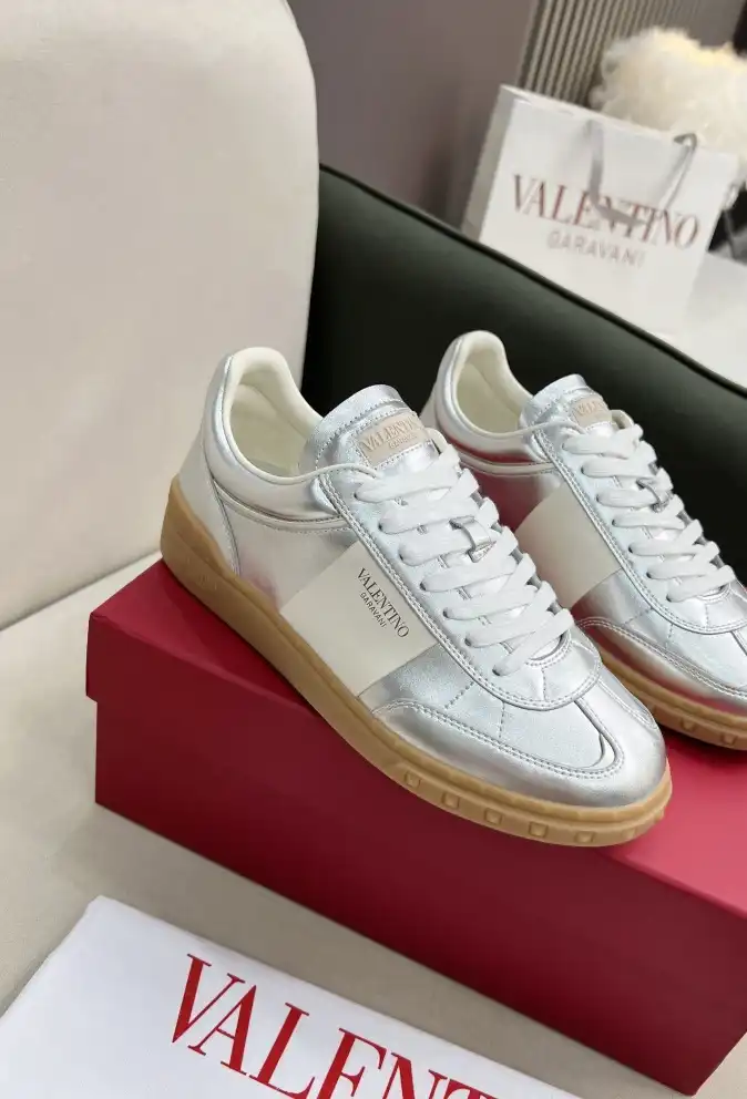 hype Valentino Casual Shoes