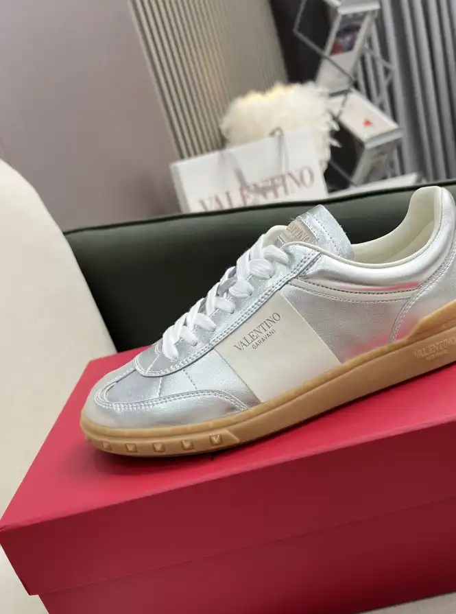 hype Valentino Casual Shoes