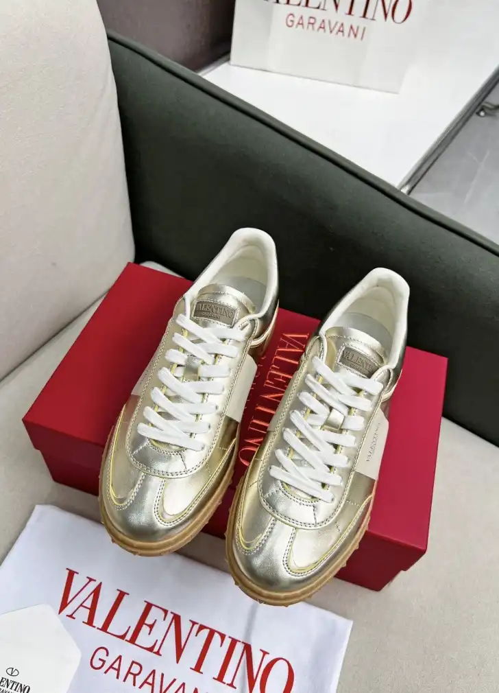 hype Valentino Casual Shoes