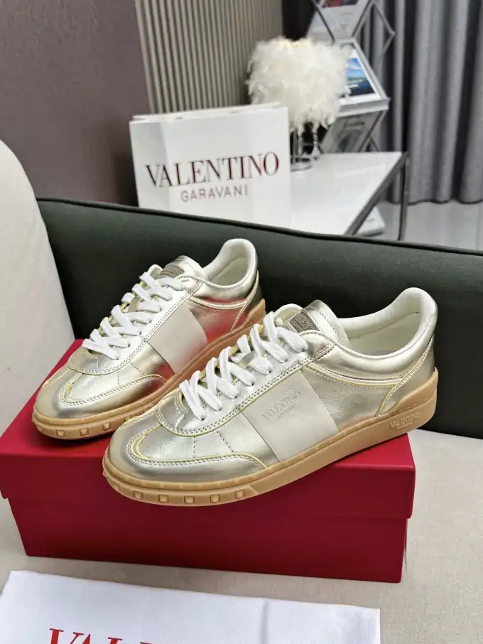 hype Valentino Casual Shoes