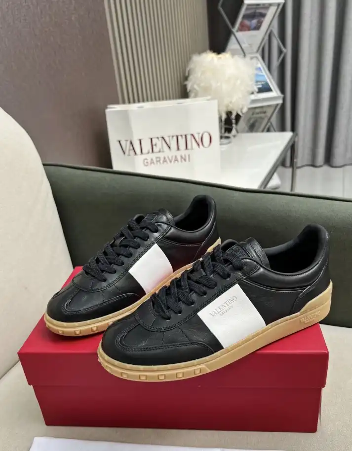 hype Valentino Casual Shoes