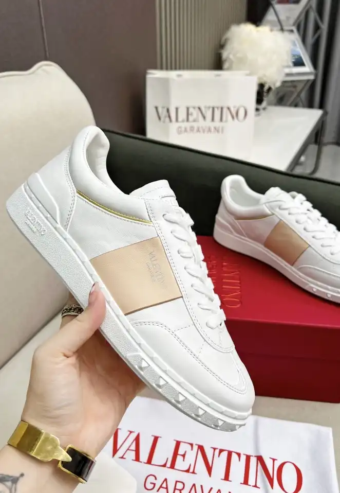 hype Valentino Casual Shoes