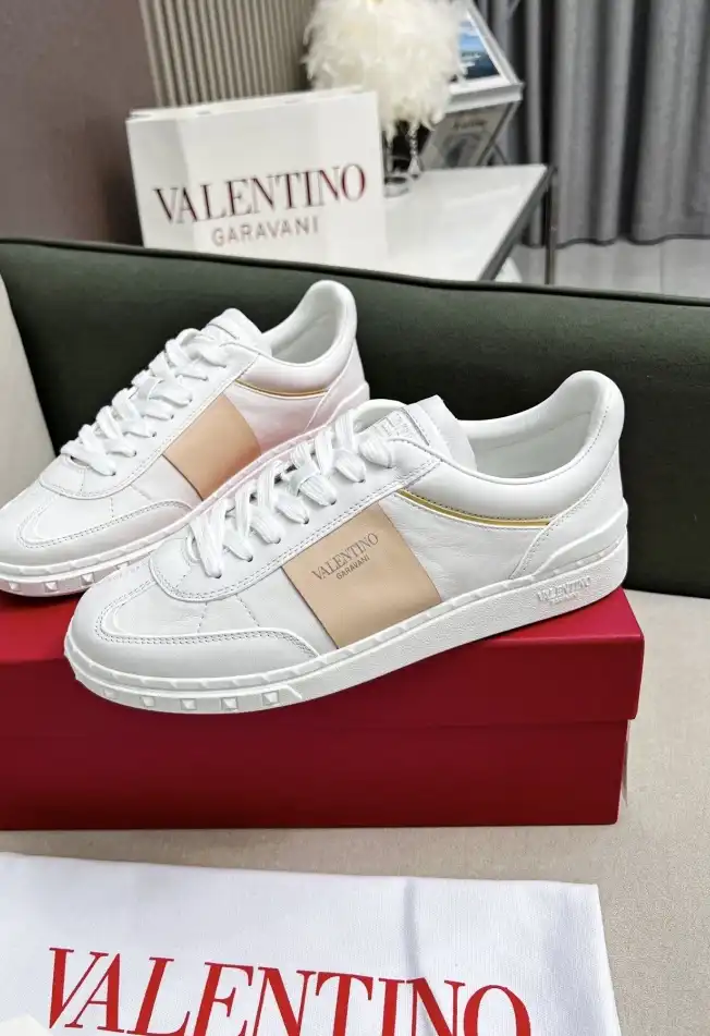 hype Valentino Casual Shoes