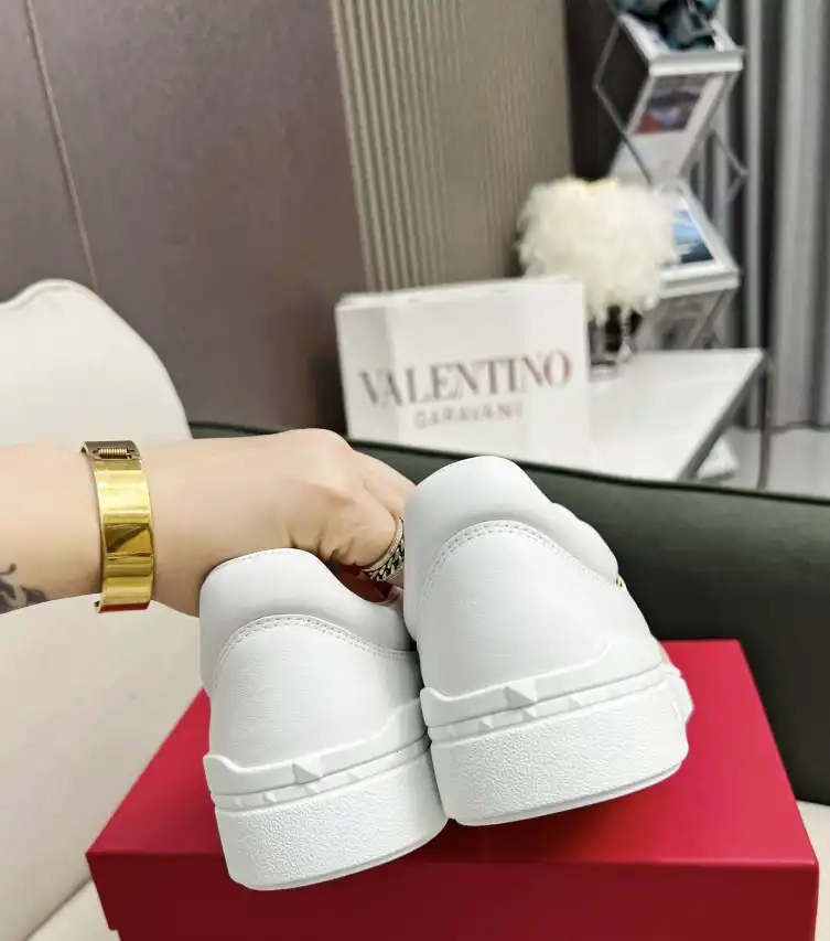 hype Valentino Casual Shoes