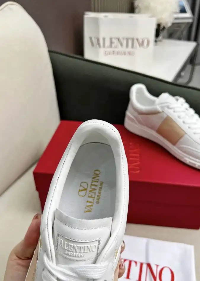 hype Valentino Casual Shoes