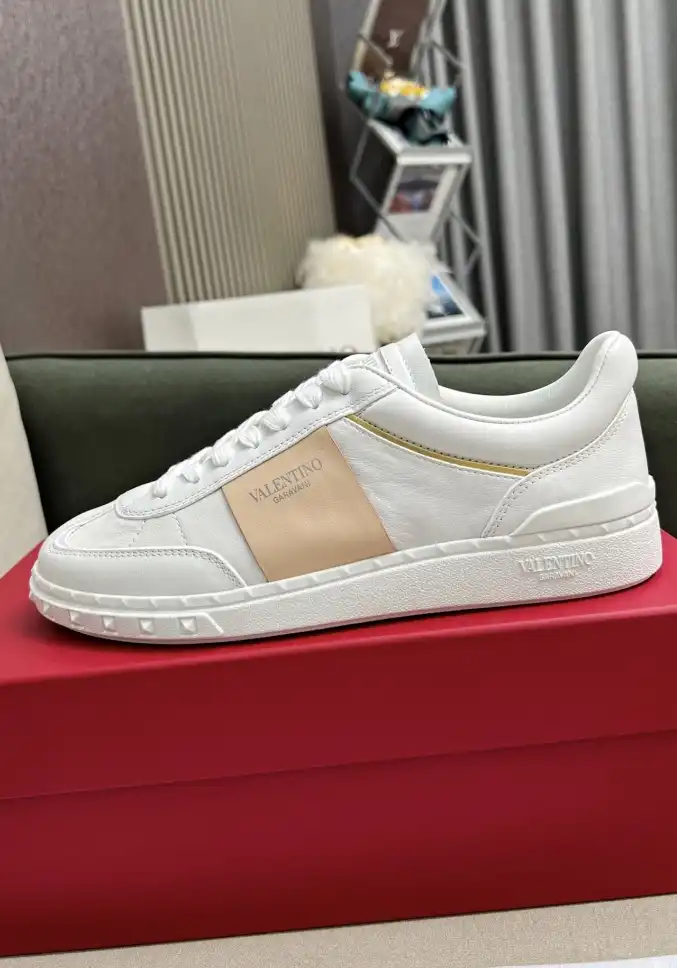 hype Valentino Casual Shoes