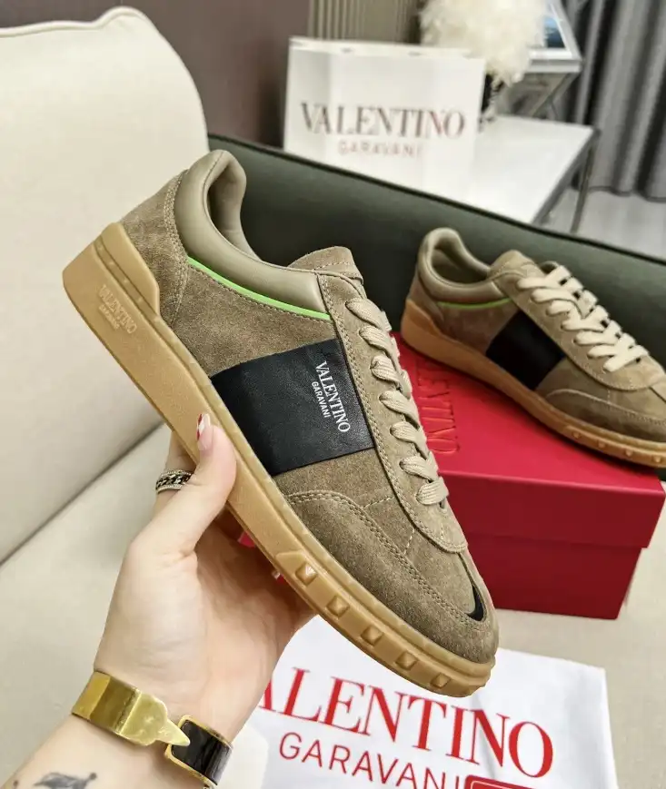 hype Valentino Casual Shoes