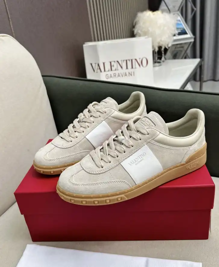 hype Valentino Casual Shoes