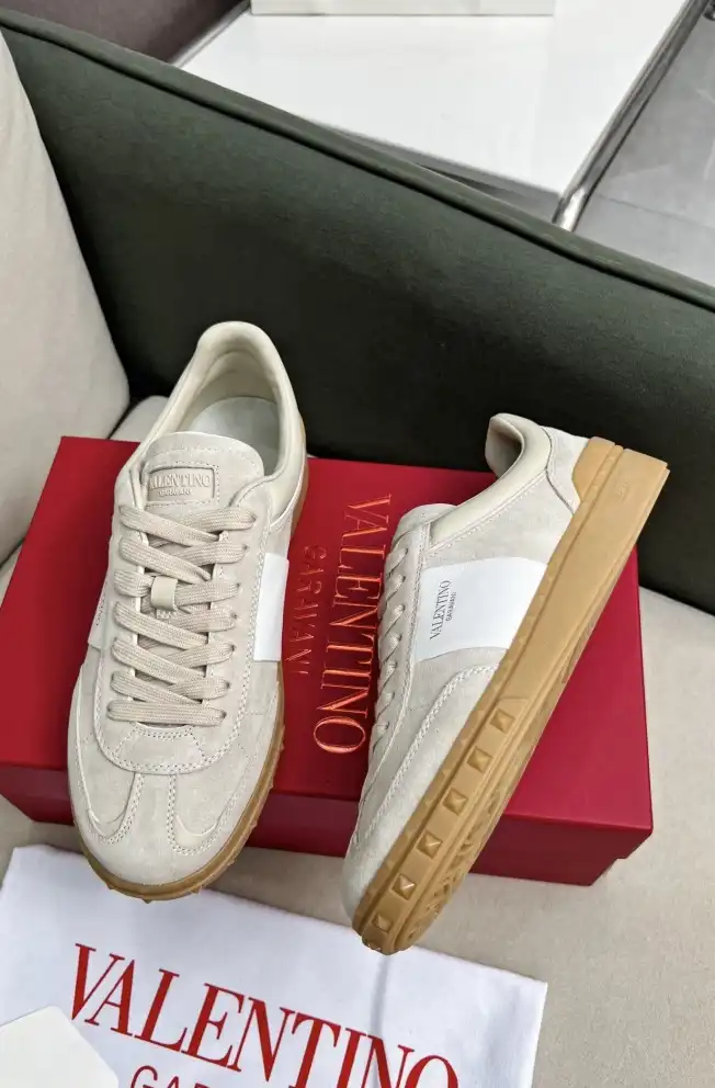 hype Valentino Casual Shoes