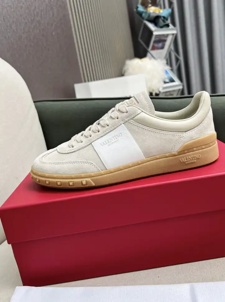 hype Valentino Casual Shoes