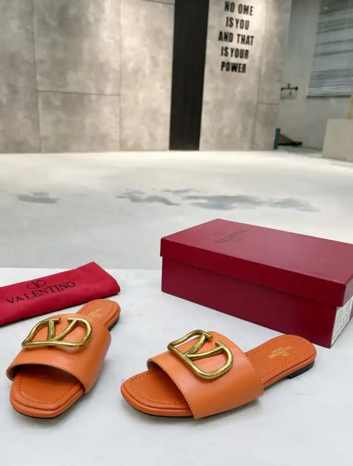 hype Valentino Slippers