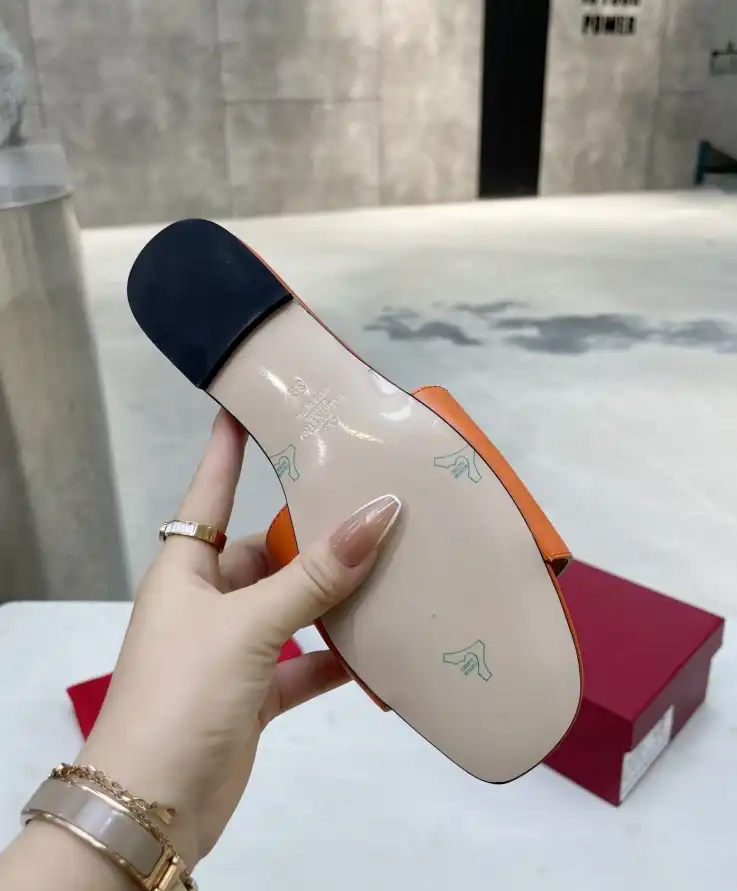 hype Valentino Slippers