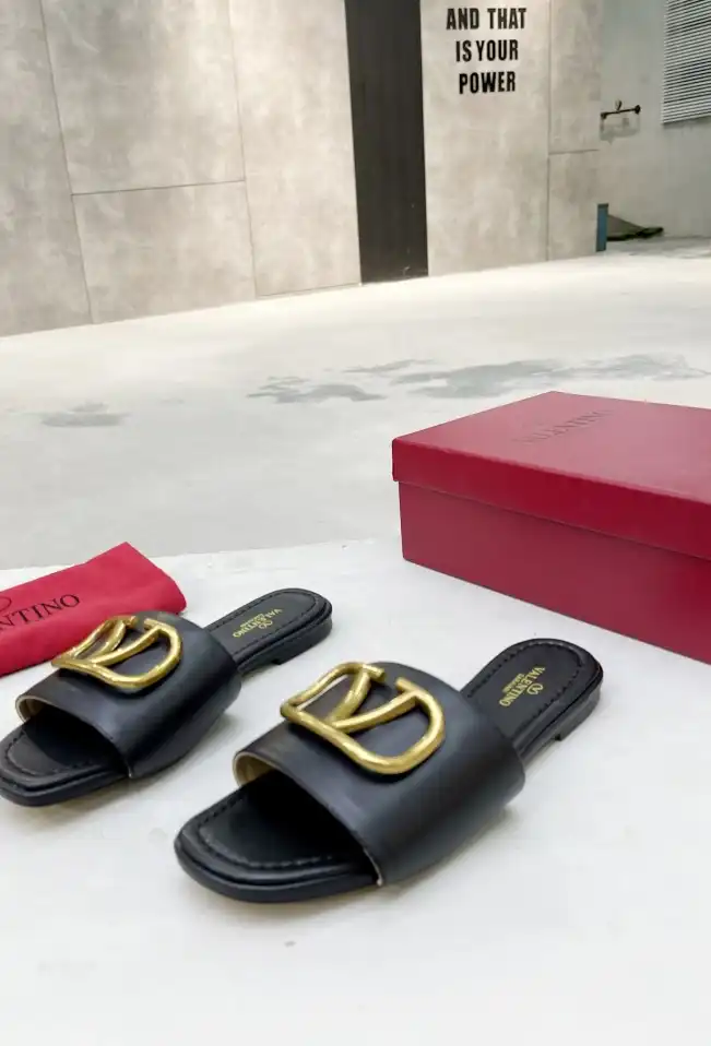 hype Valentino Slippers