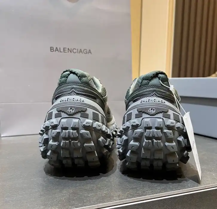 hype Balenciaga Sneakers