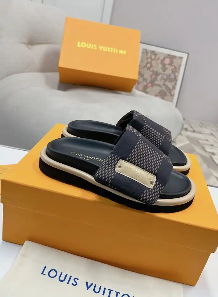 hype LV Slippers