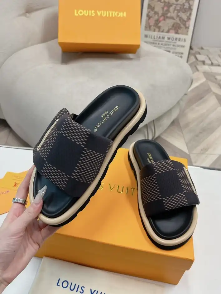 hype LV Slippers