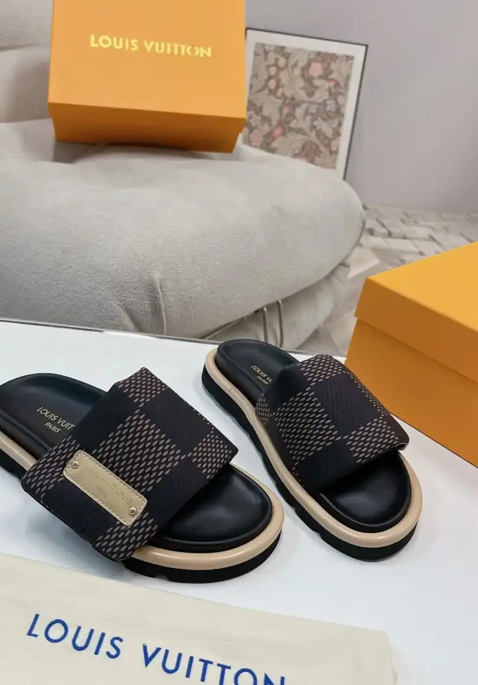 hype LV Slippers