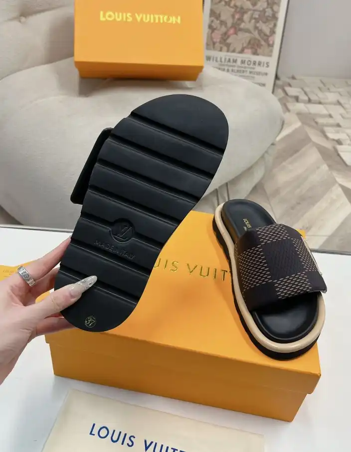 hype LV Slippers