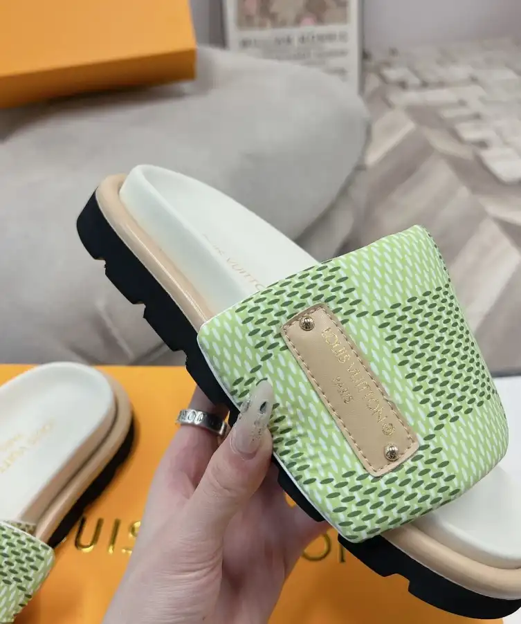 hype LV Slippers