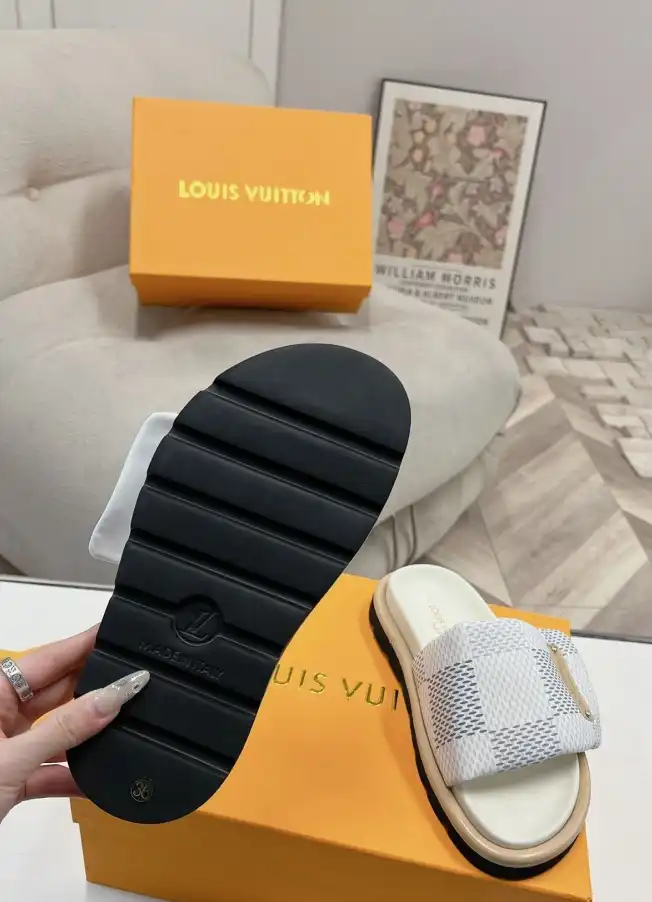 hype LV Slippers