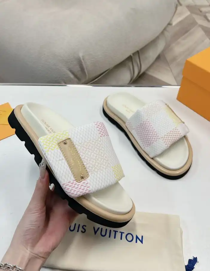 hype LV Slippers