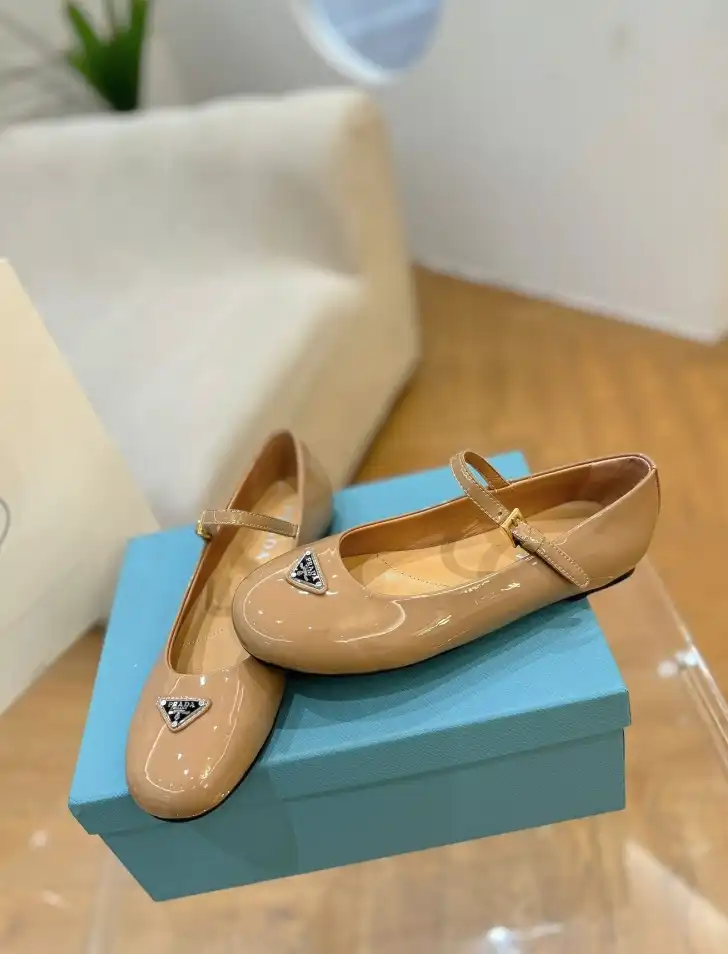 hype Prada flat shoes