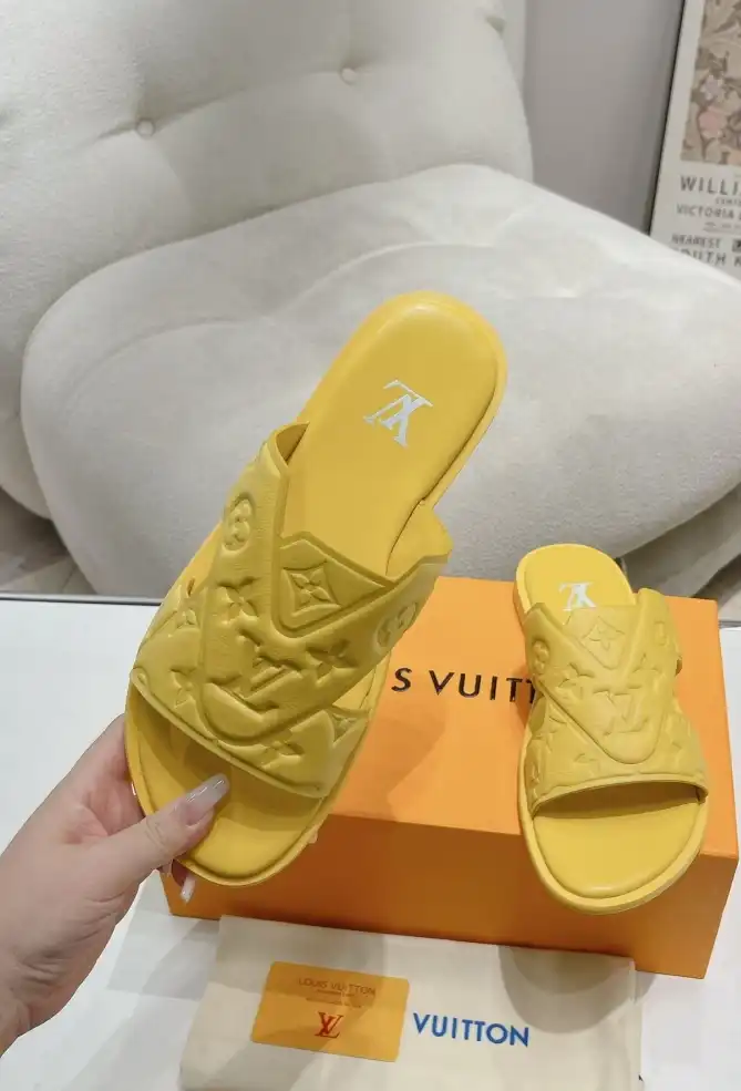 hype LV Slippers