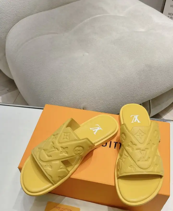 hype LV Slippers