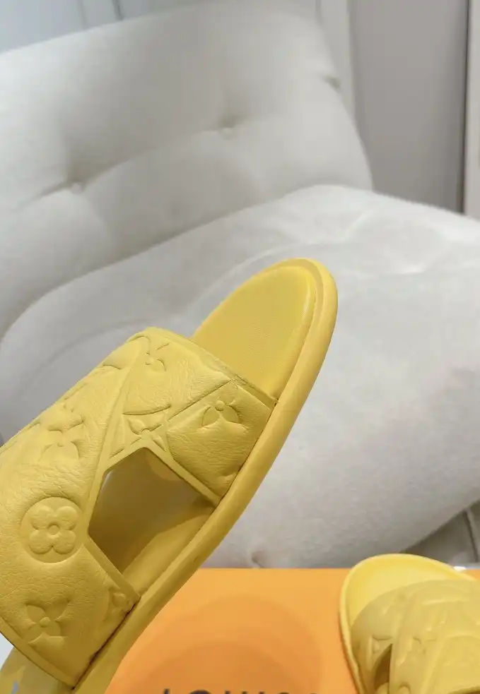 hype LV Slippers