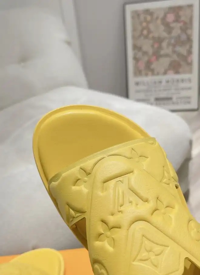 hype LV Slippers