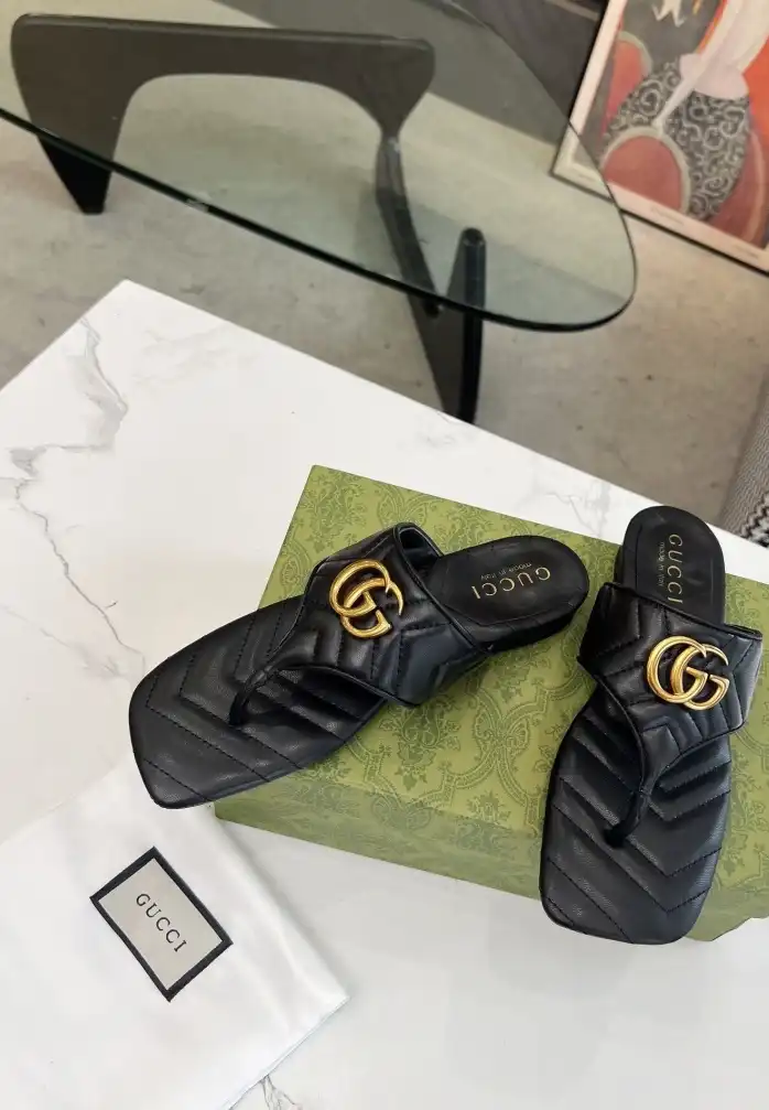 hype Gucci Slippers