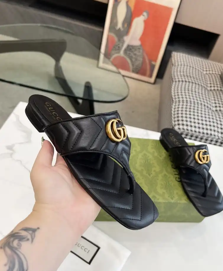 hype Gucci Slippers