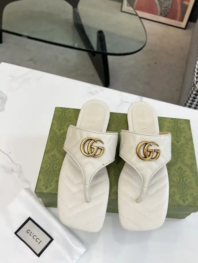 hype Gucci Slippers