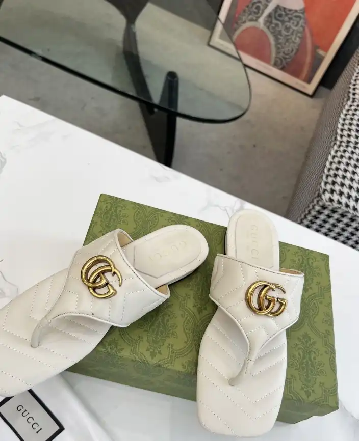 hype Gucci Slippers