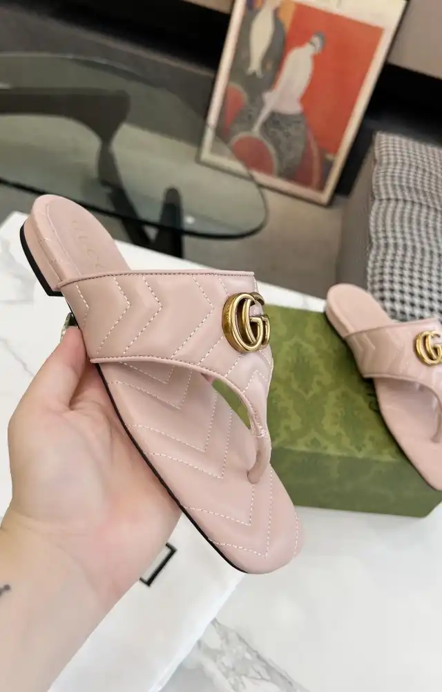 hype Gucci Slippers