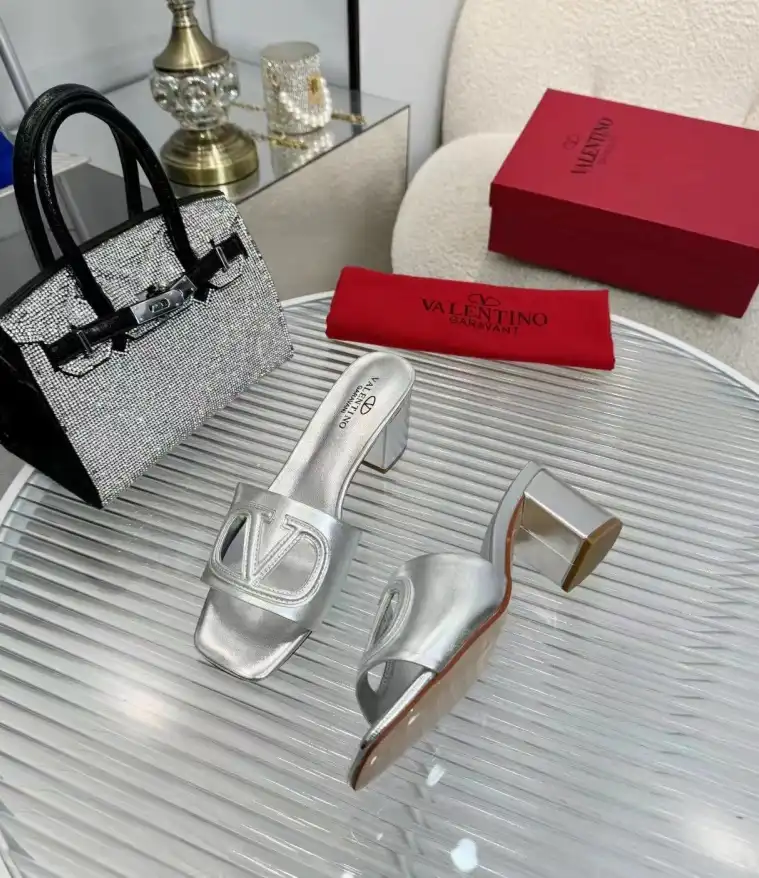 hype Valentino High Heels