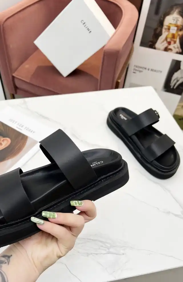 hype Celine Slippers