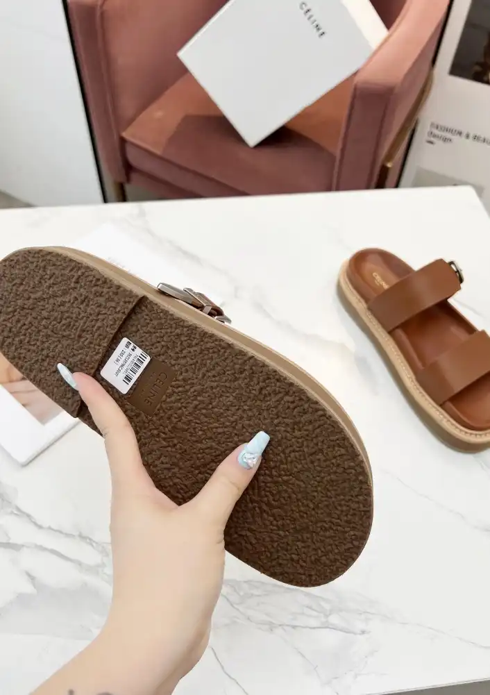 hype Celine Slippers