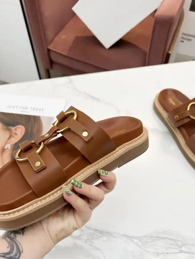 hype Celine Slippers