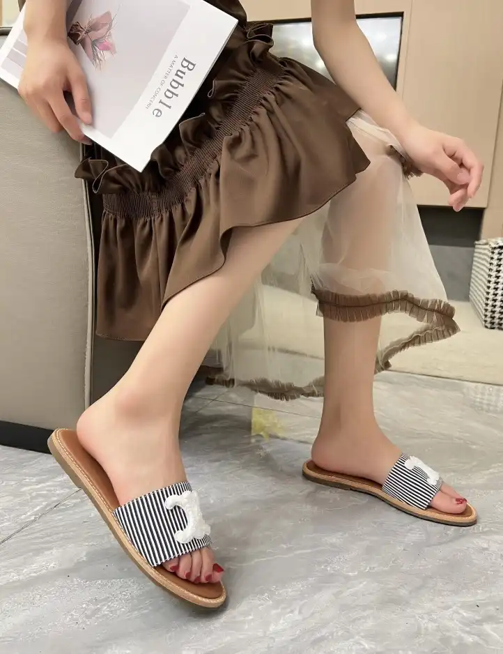 hype Celine Slippers