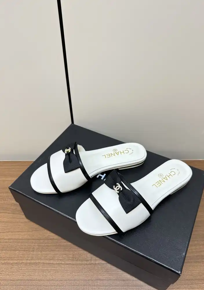 hype Chanel Slippers