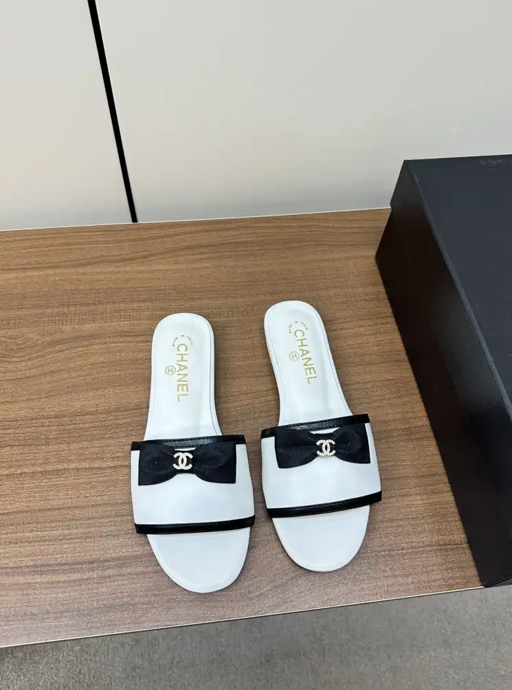 hype Chanel Slippers